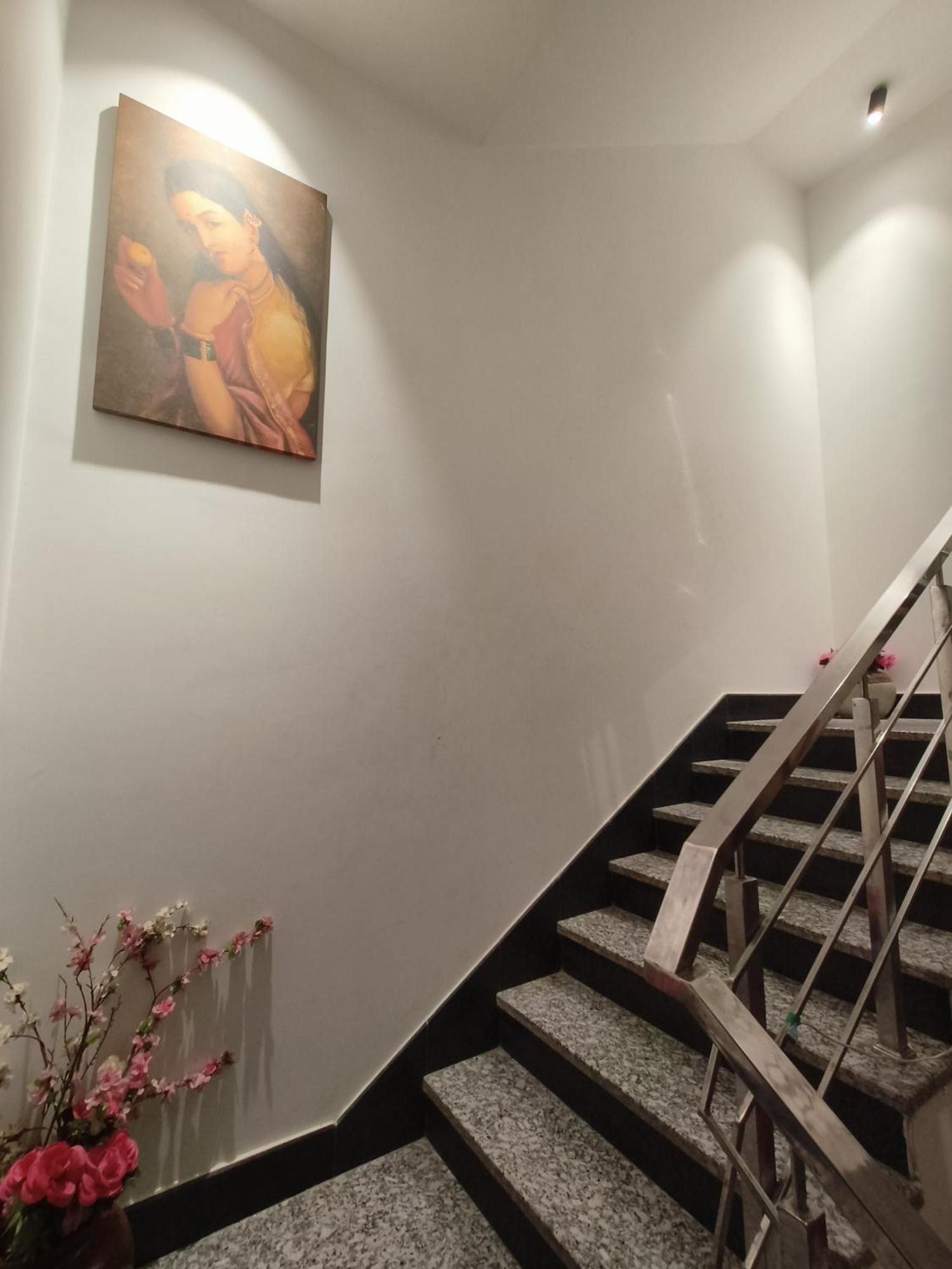 Jjk Rukmini Vilas Hotel & Banquet 무자파르푸르 외부 사진